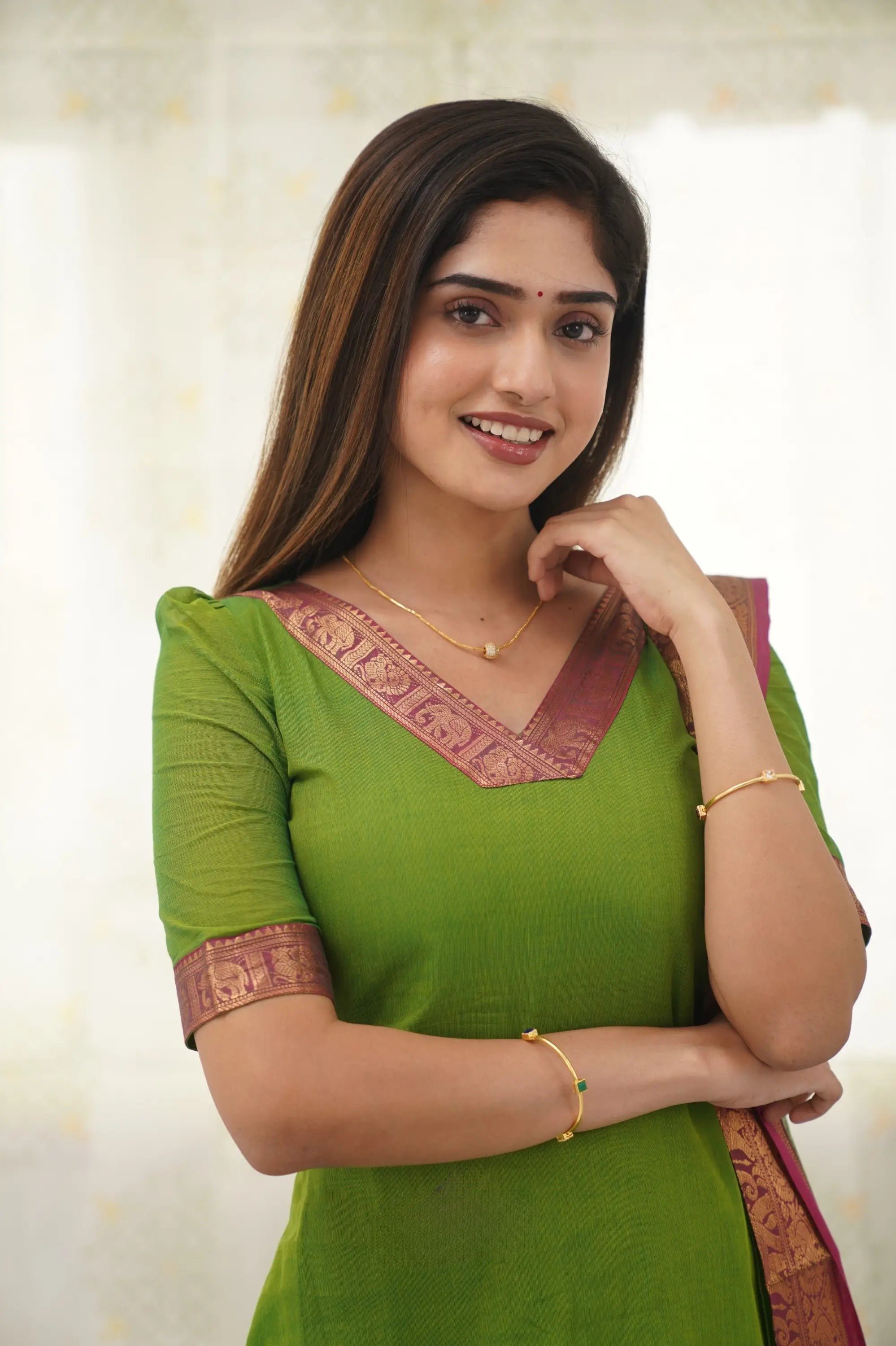 Fresh Light Green Cotton Kurta Set with Pink Tone Border – Graceful and Vibrant