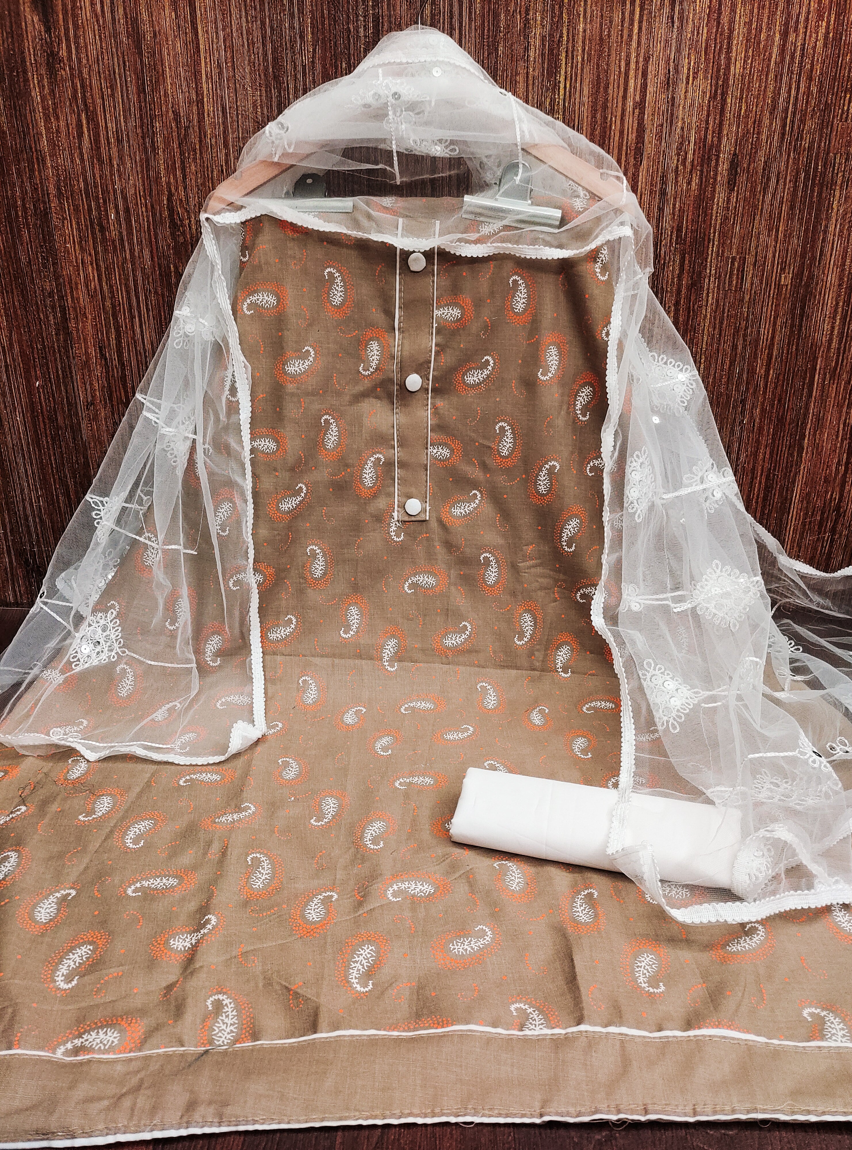 Beautiful Elegance Full Set with Printed Top, Tie Buttons &amp; Border Dupatta