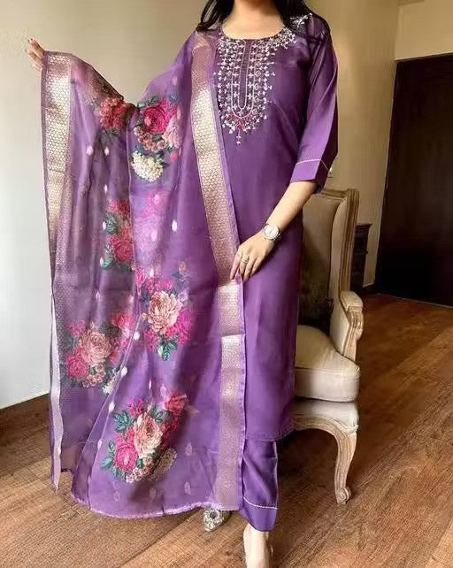 Embroidered Rayon Slub Suit Set with Organza Dupatta