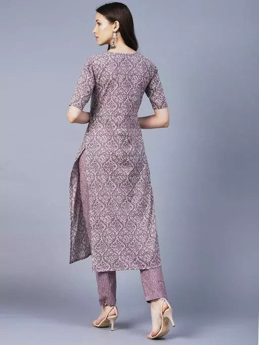 Trendsetter Cotton kurti with Pant set for style and comfort!