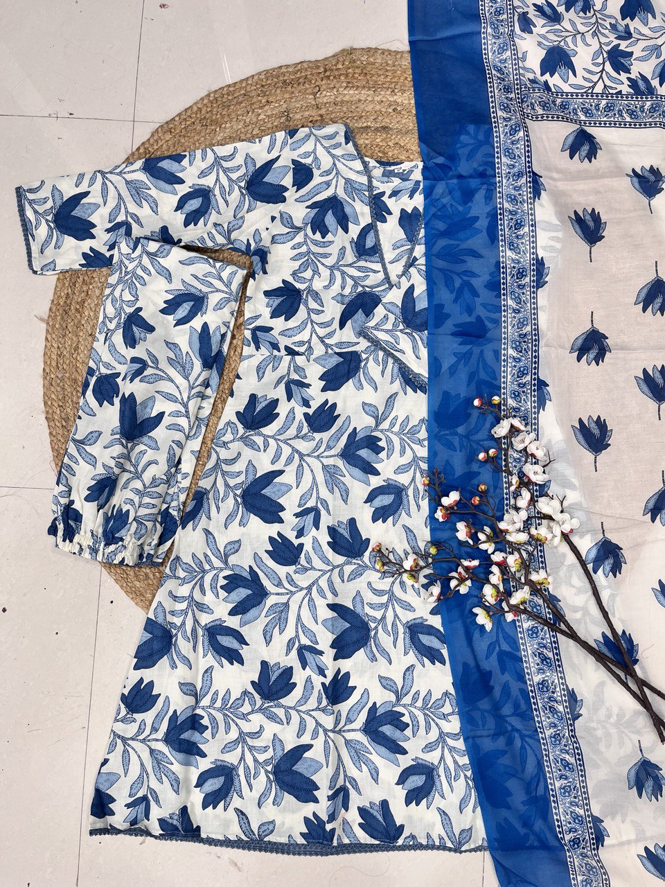 Dressing up is fun with this kurta, trousers, and dupatta!