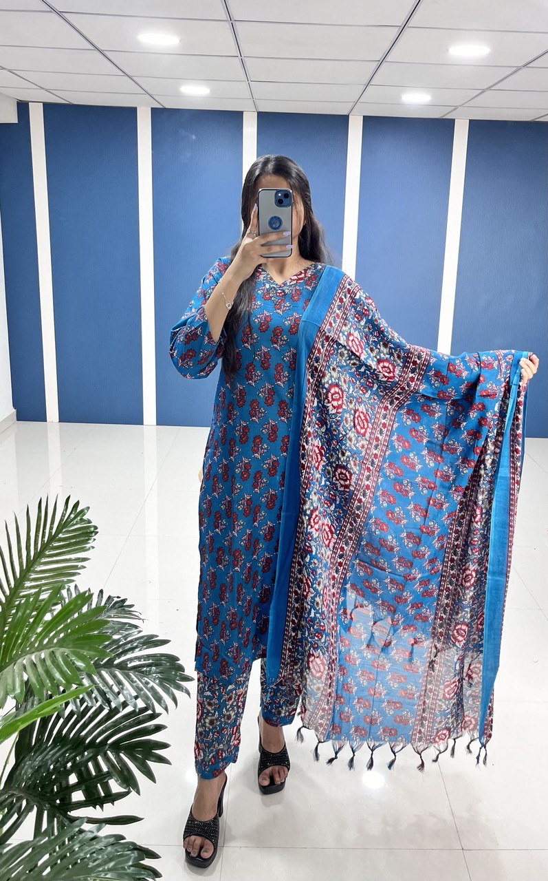 Ready to shine with Printed Kurti & Trouser with Dupatta!