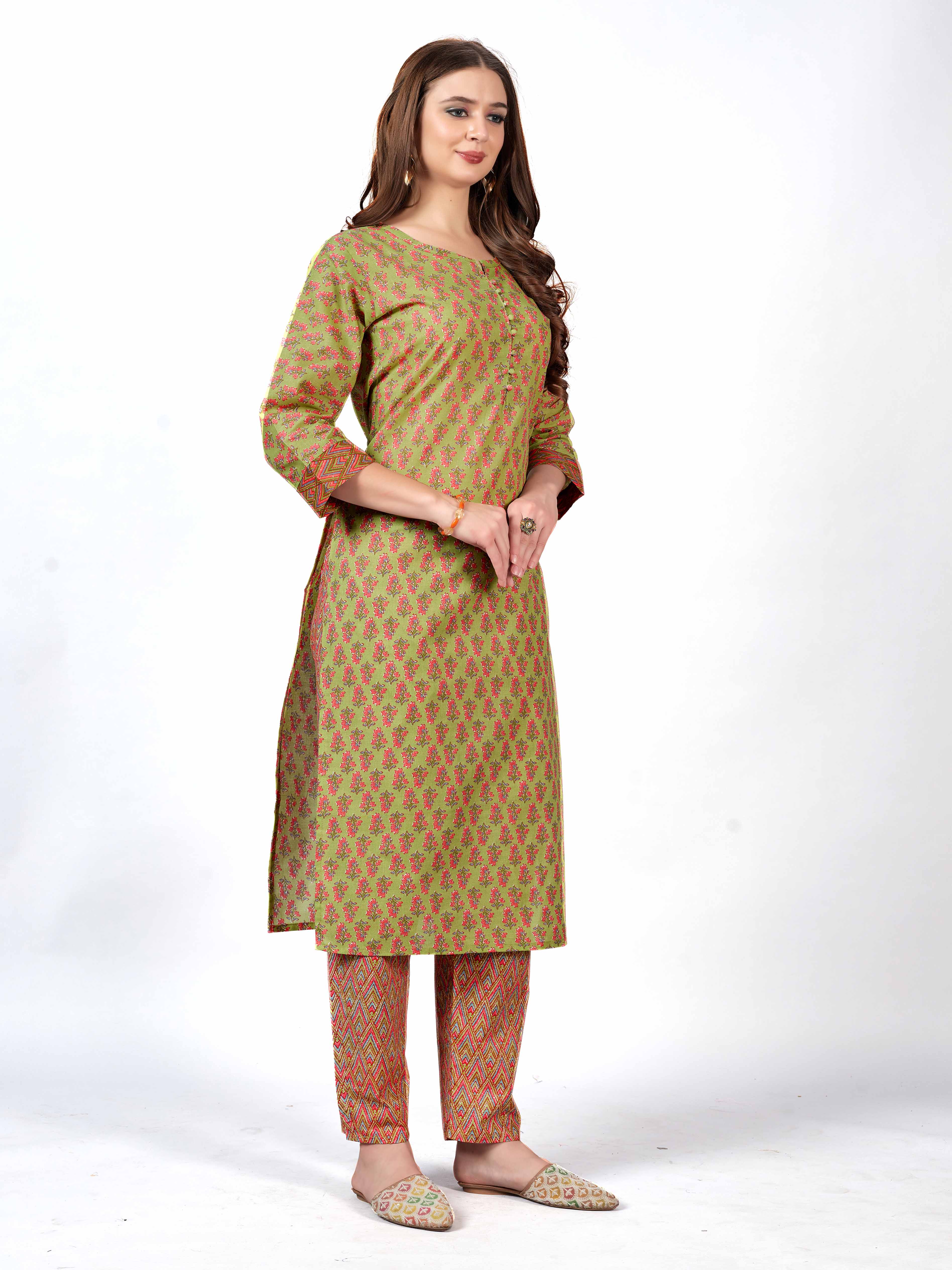 Finesse Cotton kurti with Pant set for style and comfort!