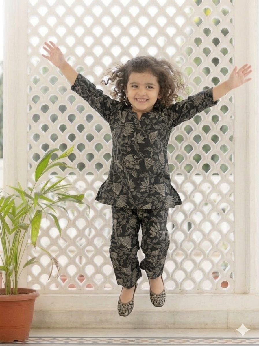 Kids Stylish Black Printed Co-ord Kurta Set