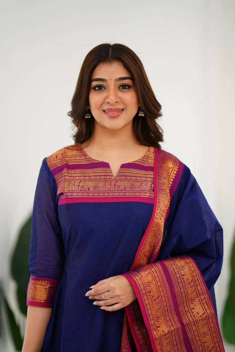Classic Navy Blue Cotton Kurta Set with Pink Border – Timeless Elegance and Effortless Style.