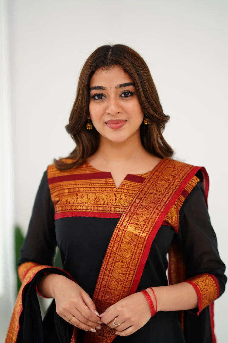 Stunning Black Cotton Kurta Set with Red Border – Effortless Style and Vibrant Contrast