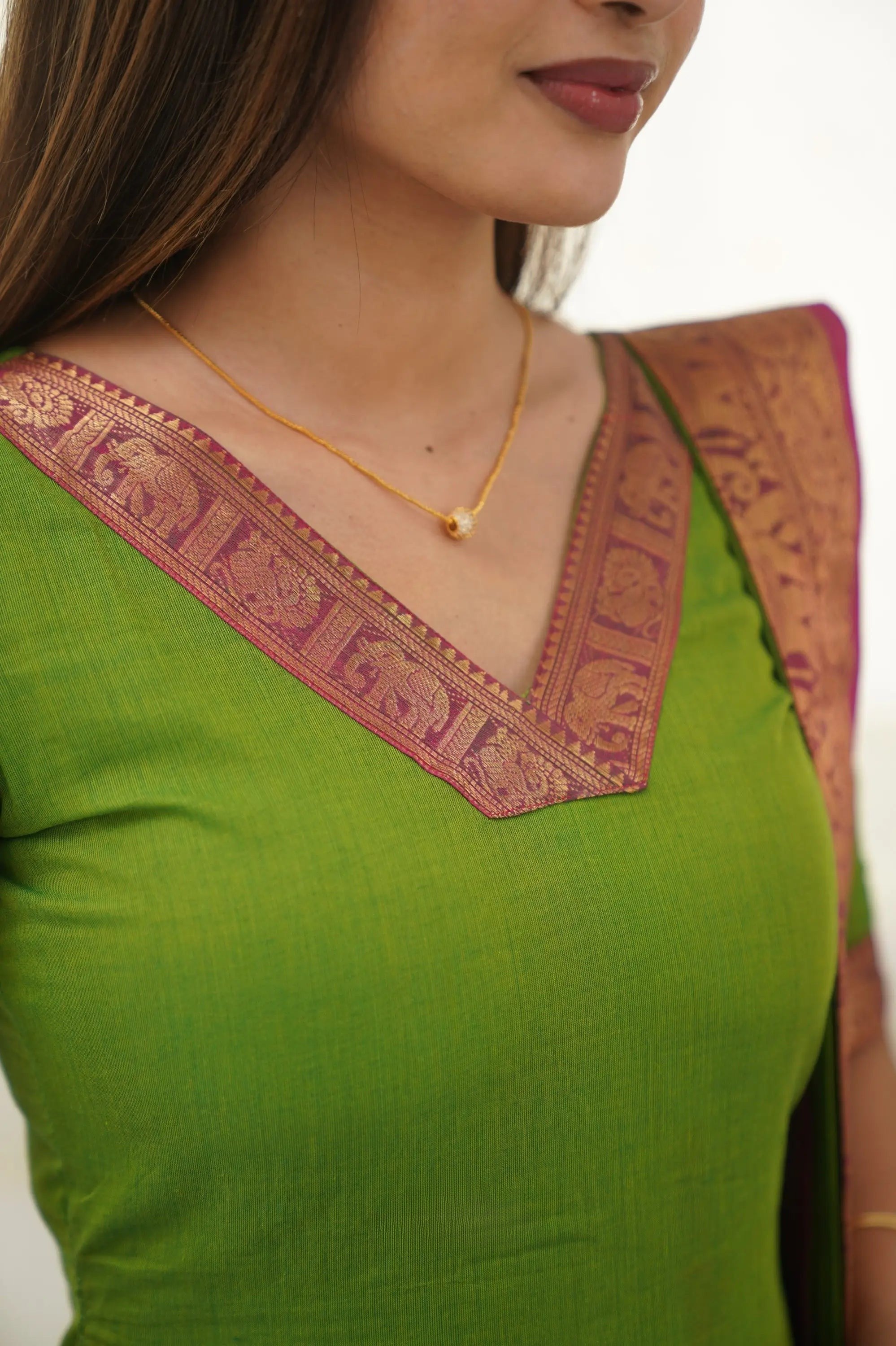 Fresh Light Green Cotton Kurta Set with Pink Tone Border – Graceful and Vibrant