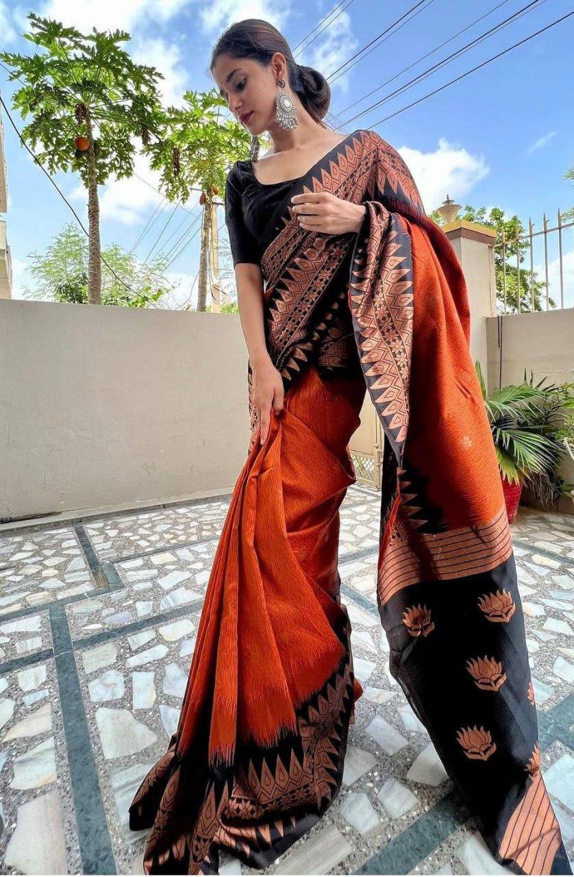 Elegant Jacquard Saree with Contrast Blouse