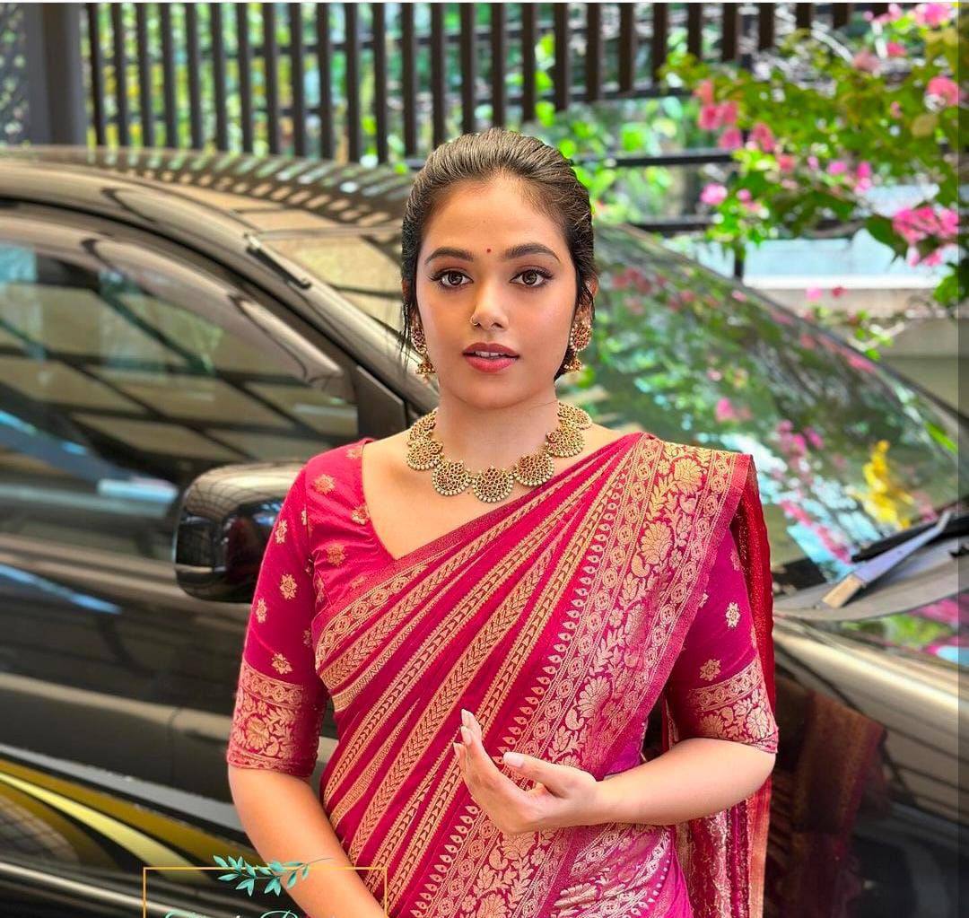 Soft Lichi Silk Jacquard Saree with Contrast Blouse – Wedding & Party Wear