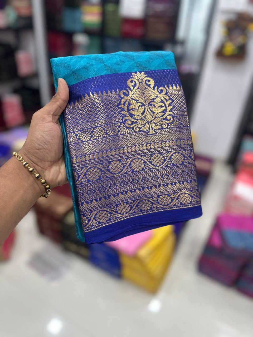 Pure Mercerised Cotton Silk with Exclusive Self-Weaving Design & Rich Border