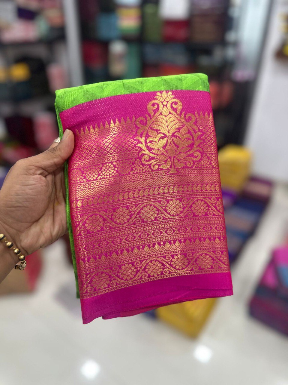 Pure Mercerised Cotton Silk with Exclusive Self-Weaving Design & Rich Border