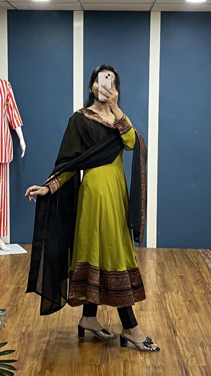 Vichitra Silk Gown with Dupatta