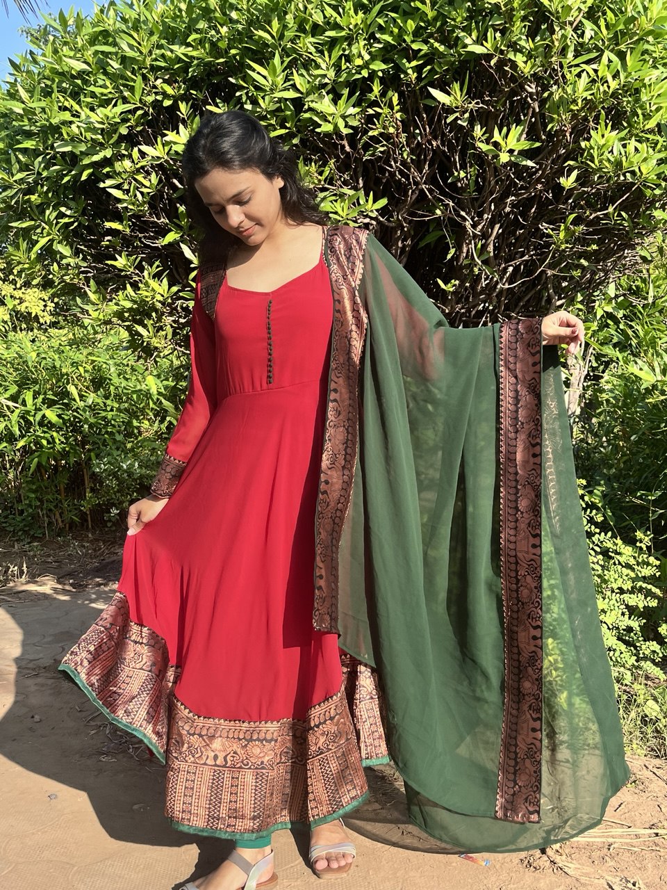 Elegant Maroon Georgette Anarkali Kurti with Green Dupatta