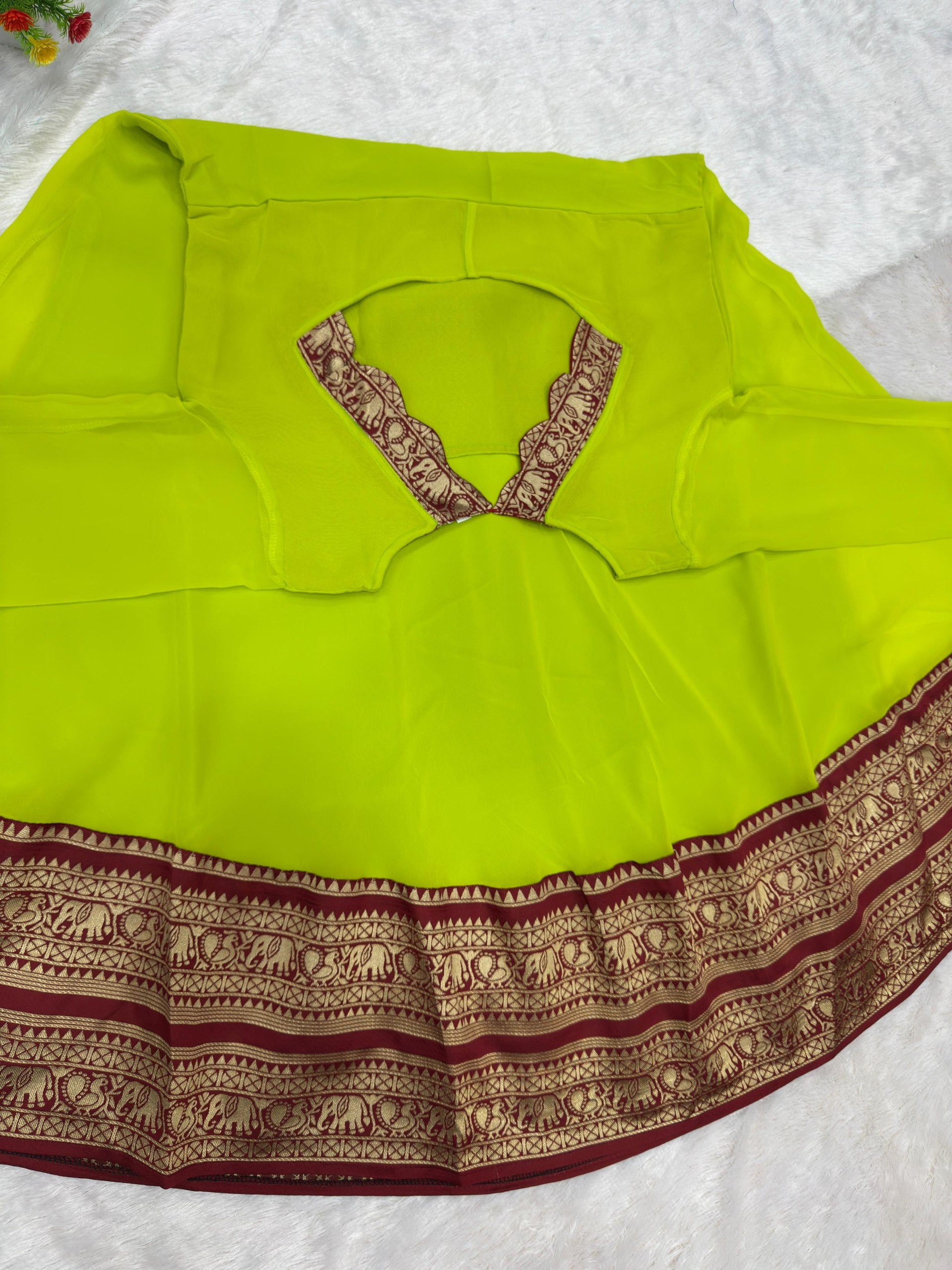 Graceful Anarkali Kurta with Ethnic Border Detail