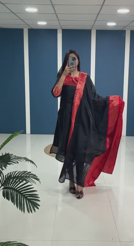 Stunning Black Cotton Kurta Set with Red Border – Effortless Style and Vibrant Contrast